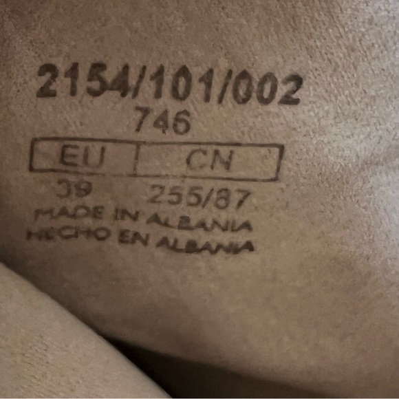 Zara Fringe Cream Suede Ankle Boots EU39 US8 ‘Display Shoes’ - Picture 15 of 17